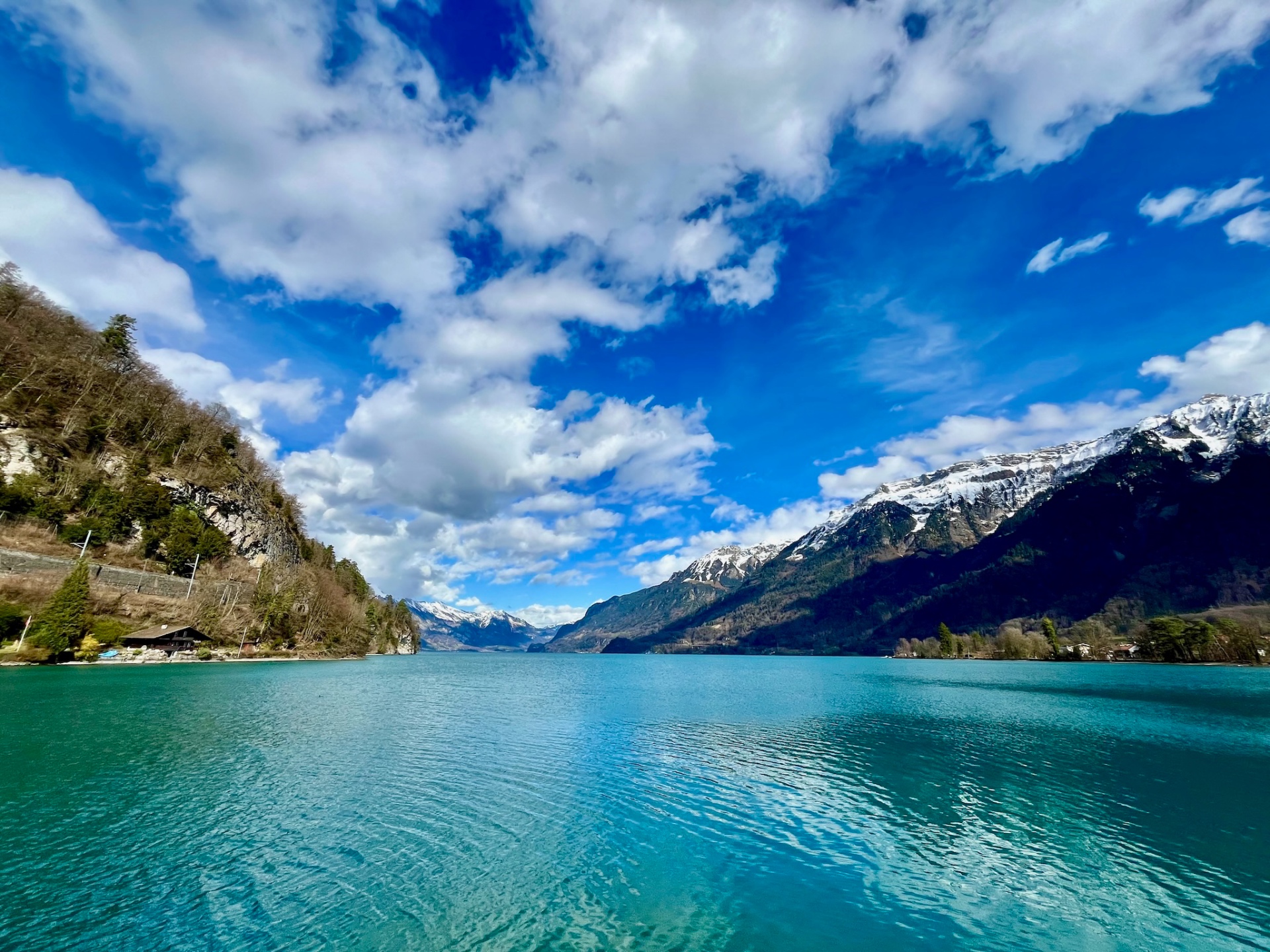 Spot 9: «The hidden turquoise paradise – Where the lake becomes a river»